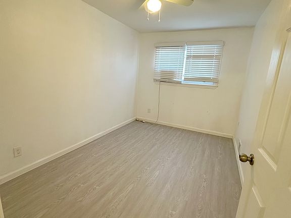 5th image of 16 Fenway Cir Floor 2
