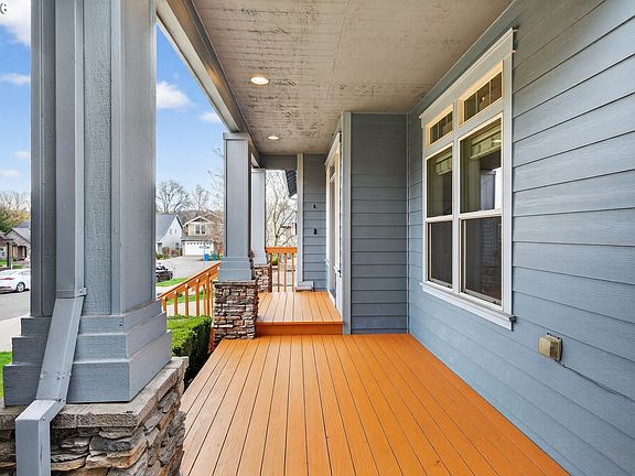 2nd image of 3081 SE Riesling Rd