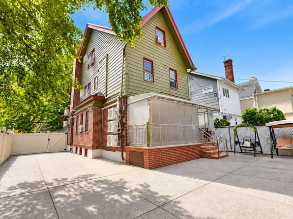 2821 Avenue N image 1 of 30
