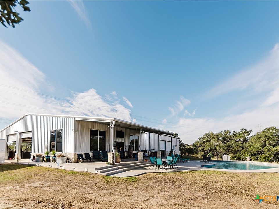 1st image of 1440 Old Goliad Rd