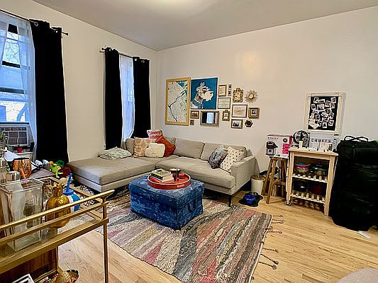 3rd image of 405 W 45th St APT 2B