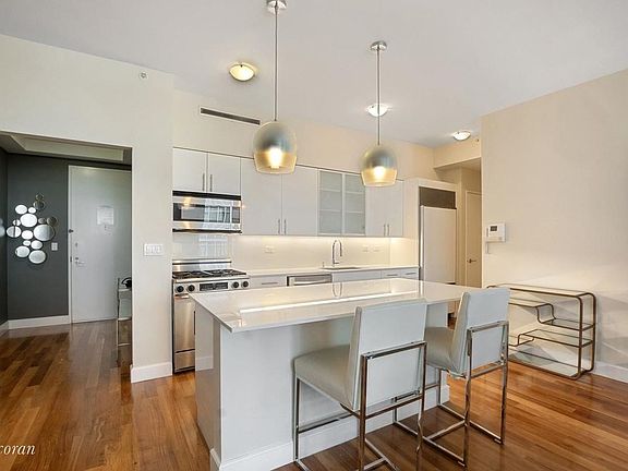 2nd image of 212 E 57th St APT 8A