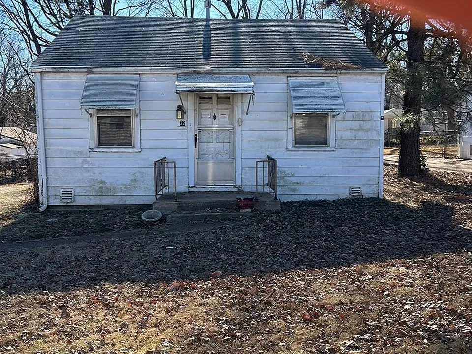 32 Connolly Dr
