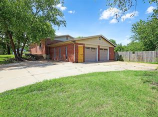 5701 Gutermuth Rd, Saint Charles, MO