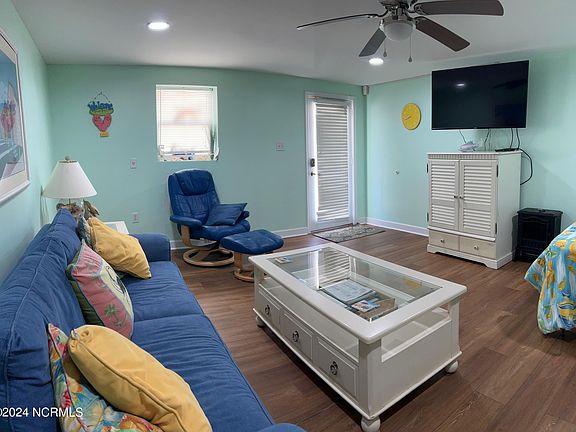 3rd image of 303 Henderson Boulevard #3