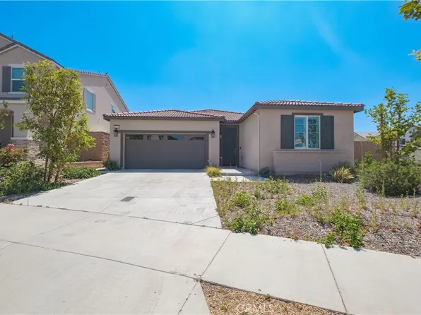 4953 Boston Ivy St, Fontana, CA 92336