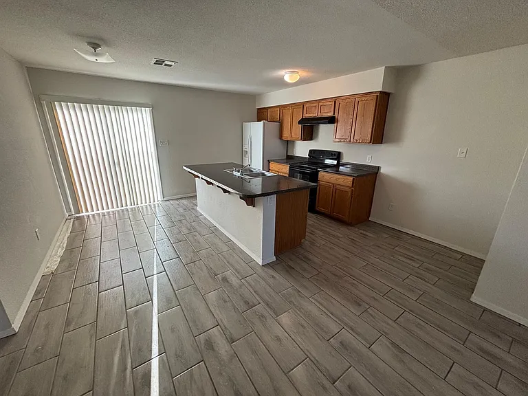 3612 S Isabel Dr — Photo 14