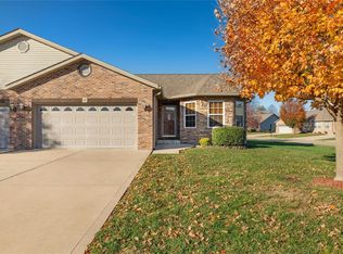 10 Klein Dr, Bethalto, IL 62010