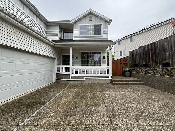3rd image of 14199 SW Tewkesbury Dr