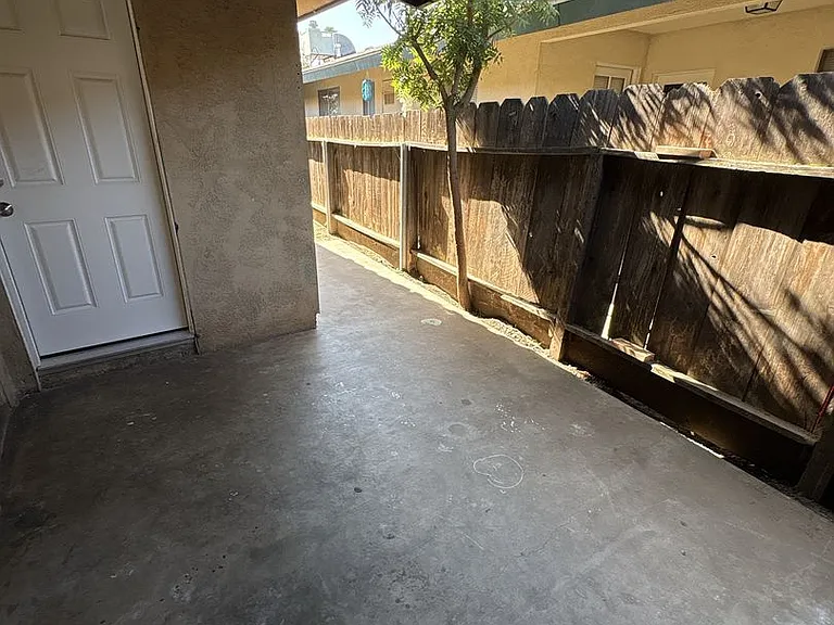 3501 W Colonial Ave #A-D — Photo 14