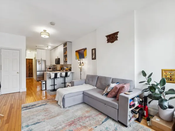 60 Monroe Street image 1 of 22