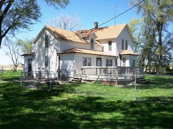 1st image of 1652 County Road L Blvd