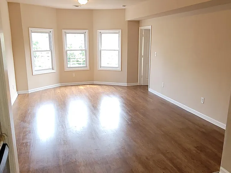 743 S 12th St #2 — Photo 3