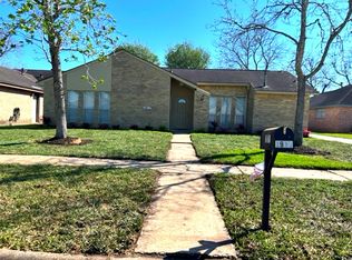 1911 Hilton Head Dr, Missouri City, TX 77459