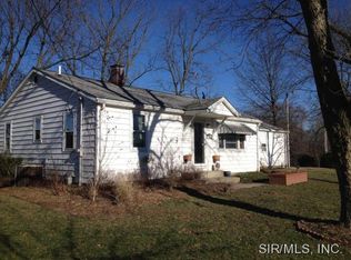 6112 Floraville Rd, Millstadt, IL 62260