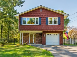 246 Edwards Rd, Parsippany, NJ 07054