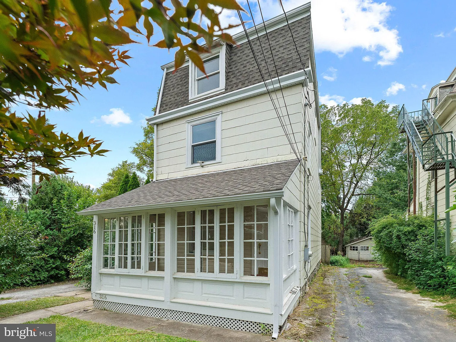 4 bed, 2.5 bath, 1800 sqft, $3,595 — Photo 4