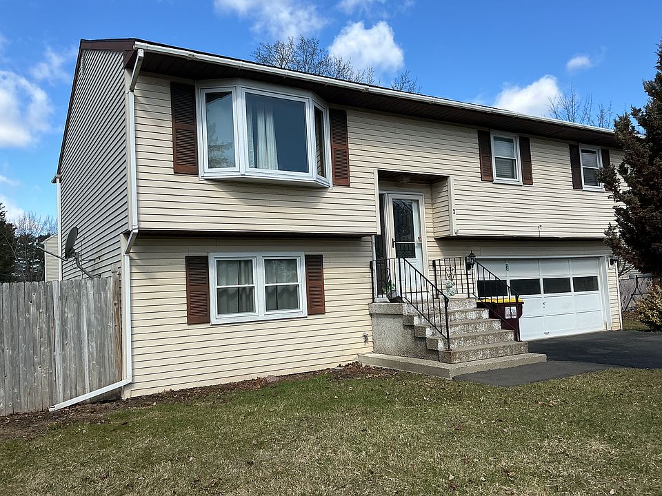 1st image of 2 Dyer Dr