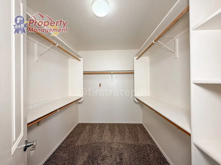 16042 N Saint Helens Dr — Photo 18