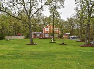 22829 Oakland Dr, Steger, IL