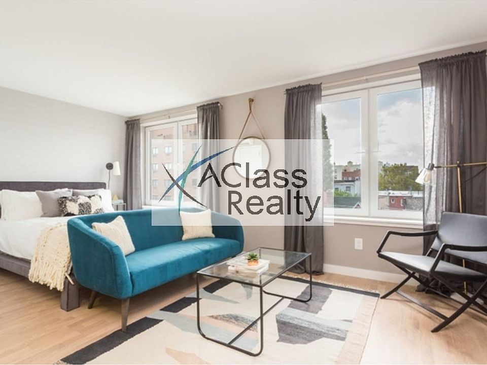 2nd image of 3157 31st St #4