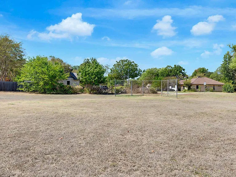 5309 Beckett Cir — Photo 79