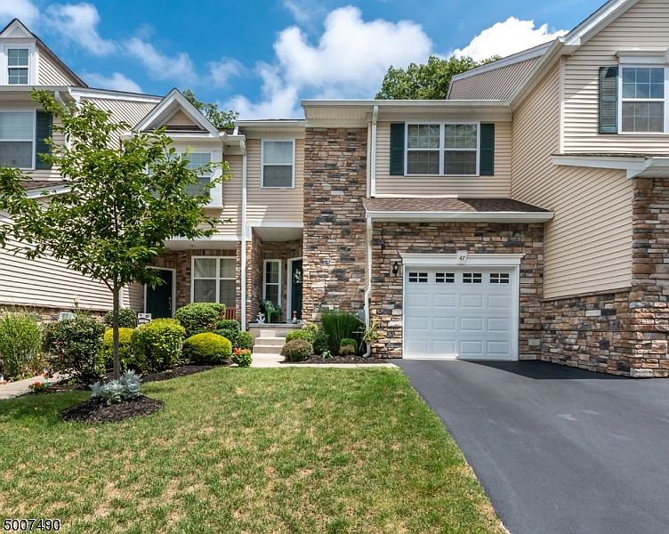 47 Lamerson Cir, Budd Lake, NJ 07828 MLS 3656757 Zillow