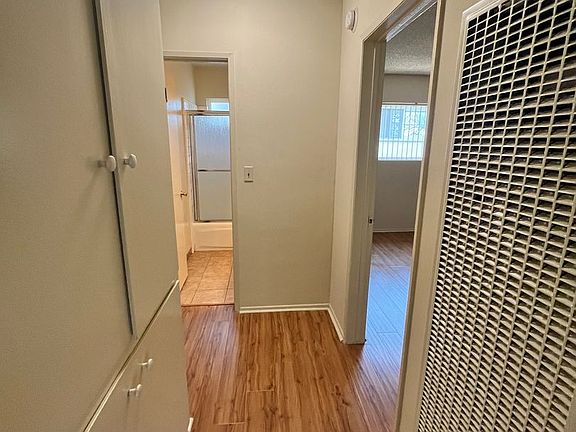 4th image of 3352 Bagley Ave APT 6