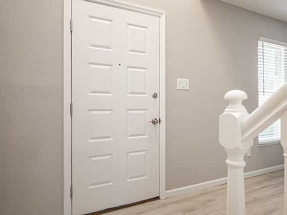 5th image of 7781 Oakshot Ln