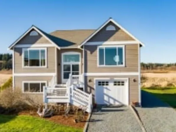 2099 Shore Avenue, Freeland, WA 98249