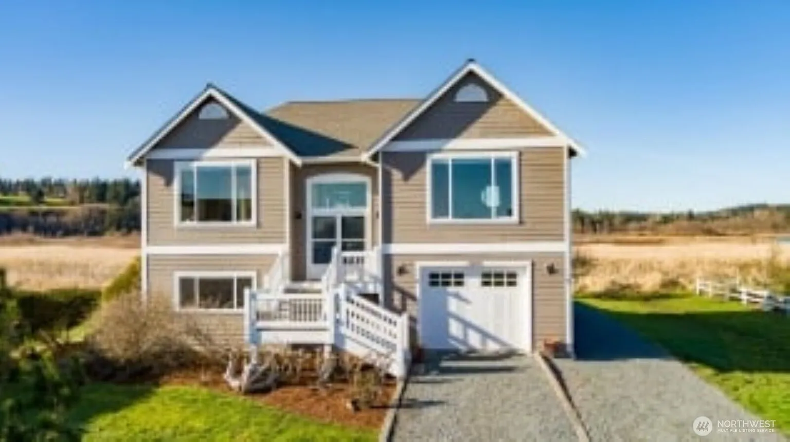 2099 Shore Avenue photo 1