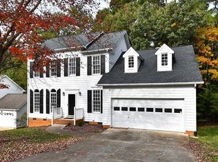 110 Gorecki Pl, Cary, NC 27513