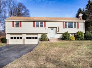 40 Cobblestone Way, Windsor, CT 06095