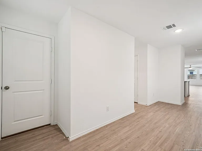 7216 Pasture Run — Photo 11
