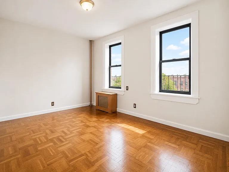 1803 Riverside Dr #5D — Photo 8
