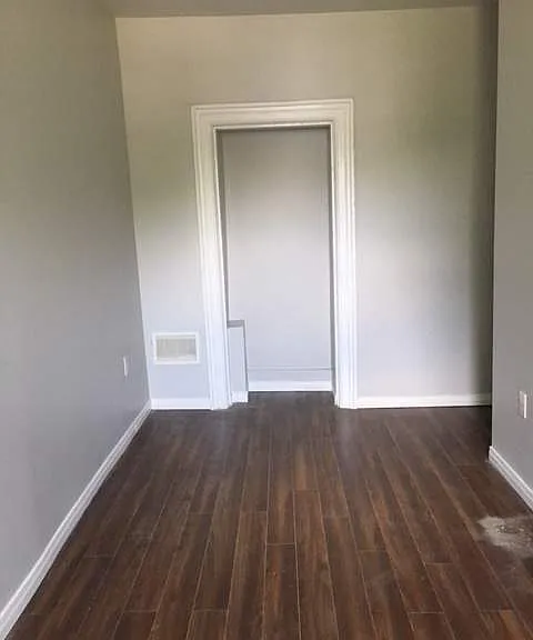 15 Peel St #2 — Photo 5