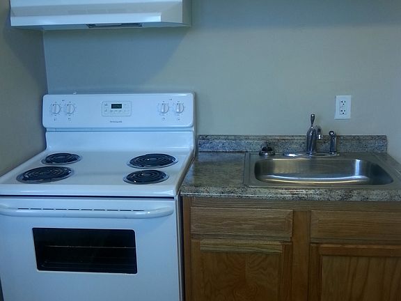 4th image of 1828 Augusta Dr
