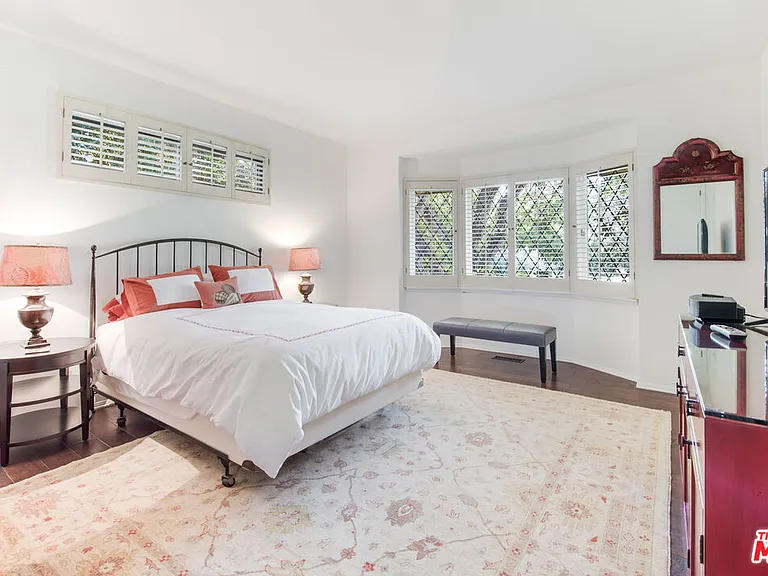 29008 Cliffside Dr — Photo 24