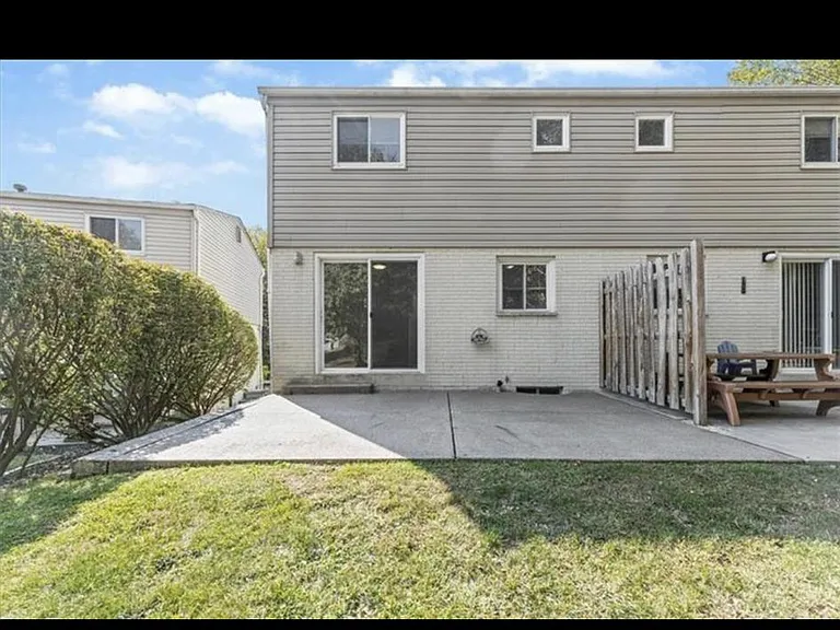 92 Seavey Rd — Photo 3