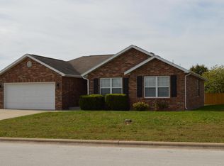 441 N Douglas Dr, Republic, MO 65738