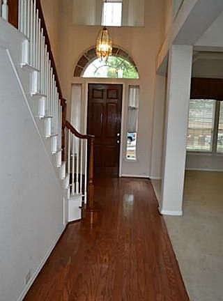 2nd image of 4677 Gentry Dr