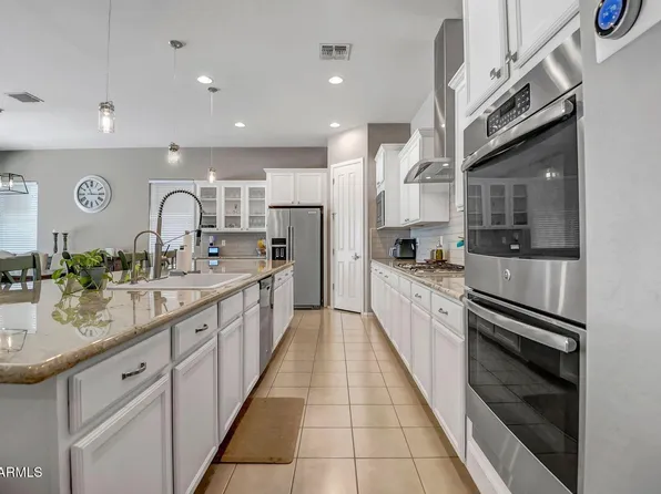 15677 W ALMERIA Road, Goodyear, AZ 85395