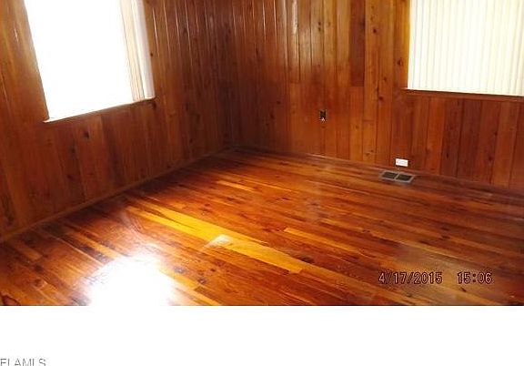 5th image of 231 Pearl St