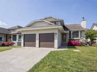 12181 Chestnut Cres, Pitt Meadows, BC V3Y 2C8