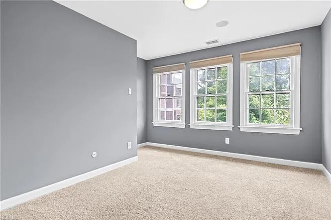 811 Colonial Ave — Photo 11