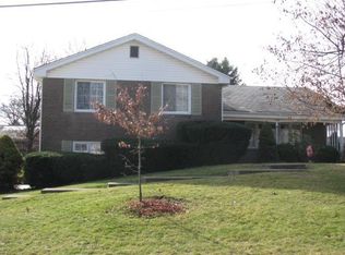 408 Schars Ln, Pittsburgh, PA