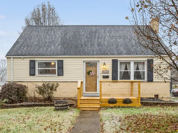 8329 Firshade Ter, Cincinnati, OH 45239