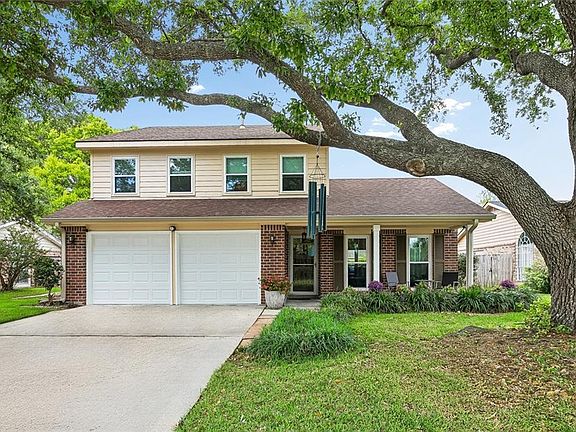 2nd image of 125 Cedarwood Dr
