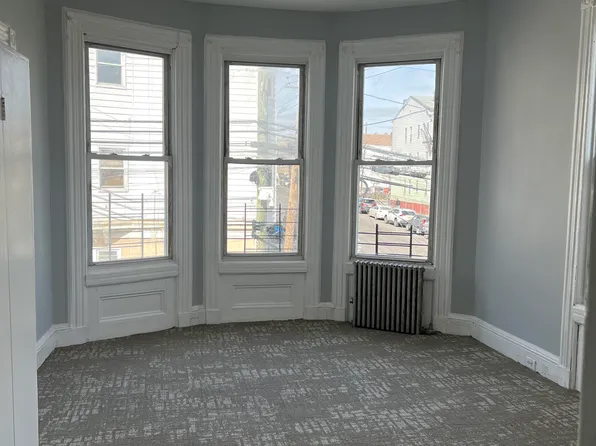 777 E 18th St Floor 2, Paterson, NJ 07501