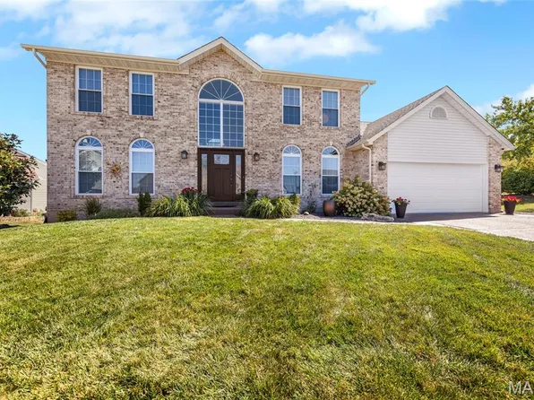320 Camilla Dr, O'Fallon, MO 63366
